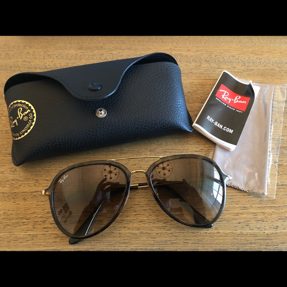 RayBan 4298